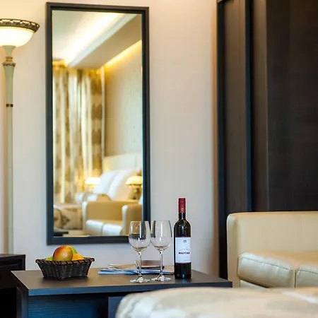 Ξενοδοχείο Mantar Marikostinovo