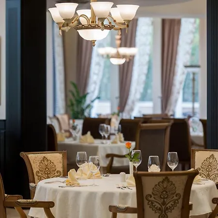 Otel Mantar Marikostinovo